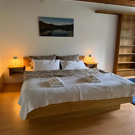 Haus Baumgarten Апартаменты *